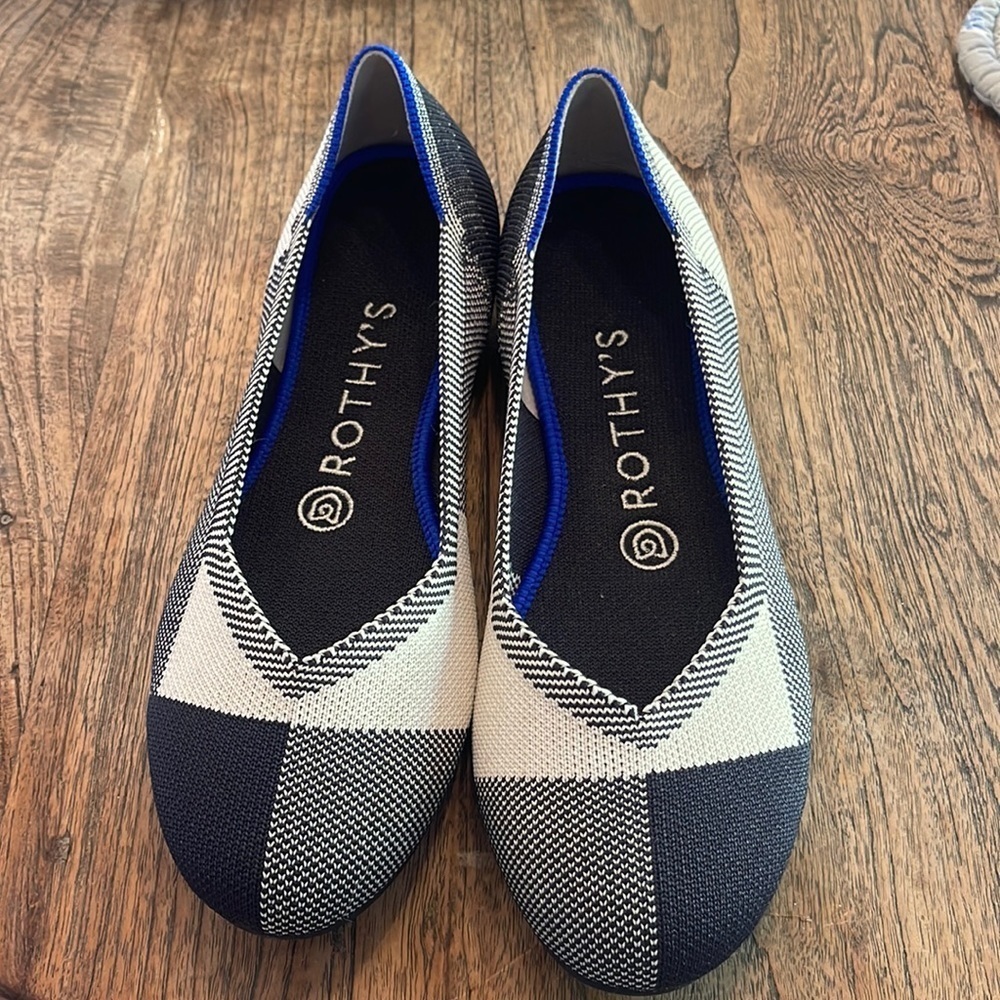 Brand New Rothy’s Round Toe